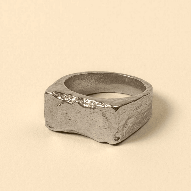 BRUTE SIGNET RING - FRAGMENT STUDIO