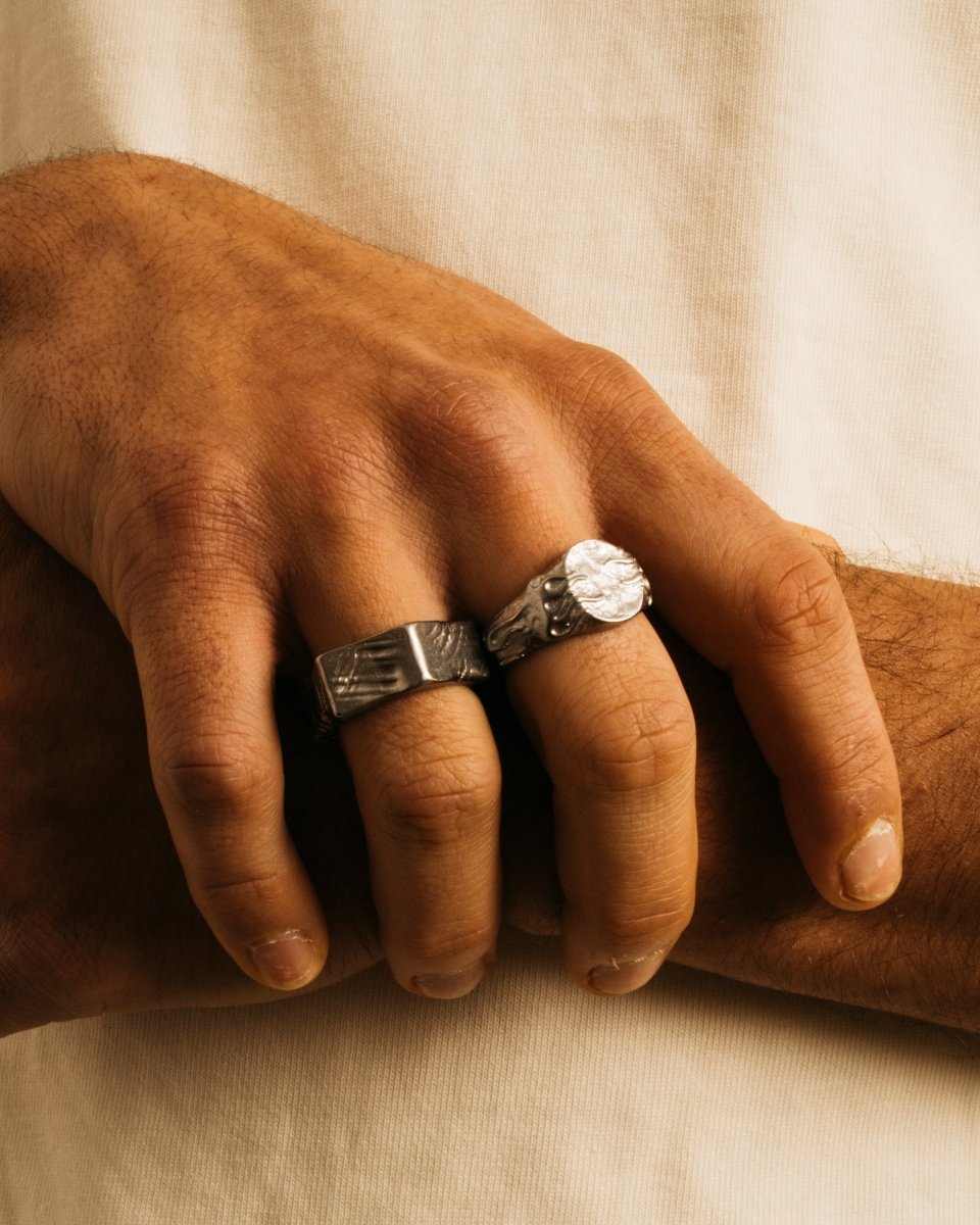 FLAME SIGNET RING - FRAGMENT STUDIO