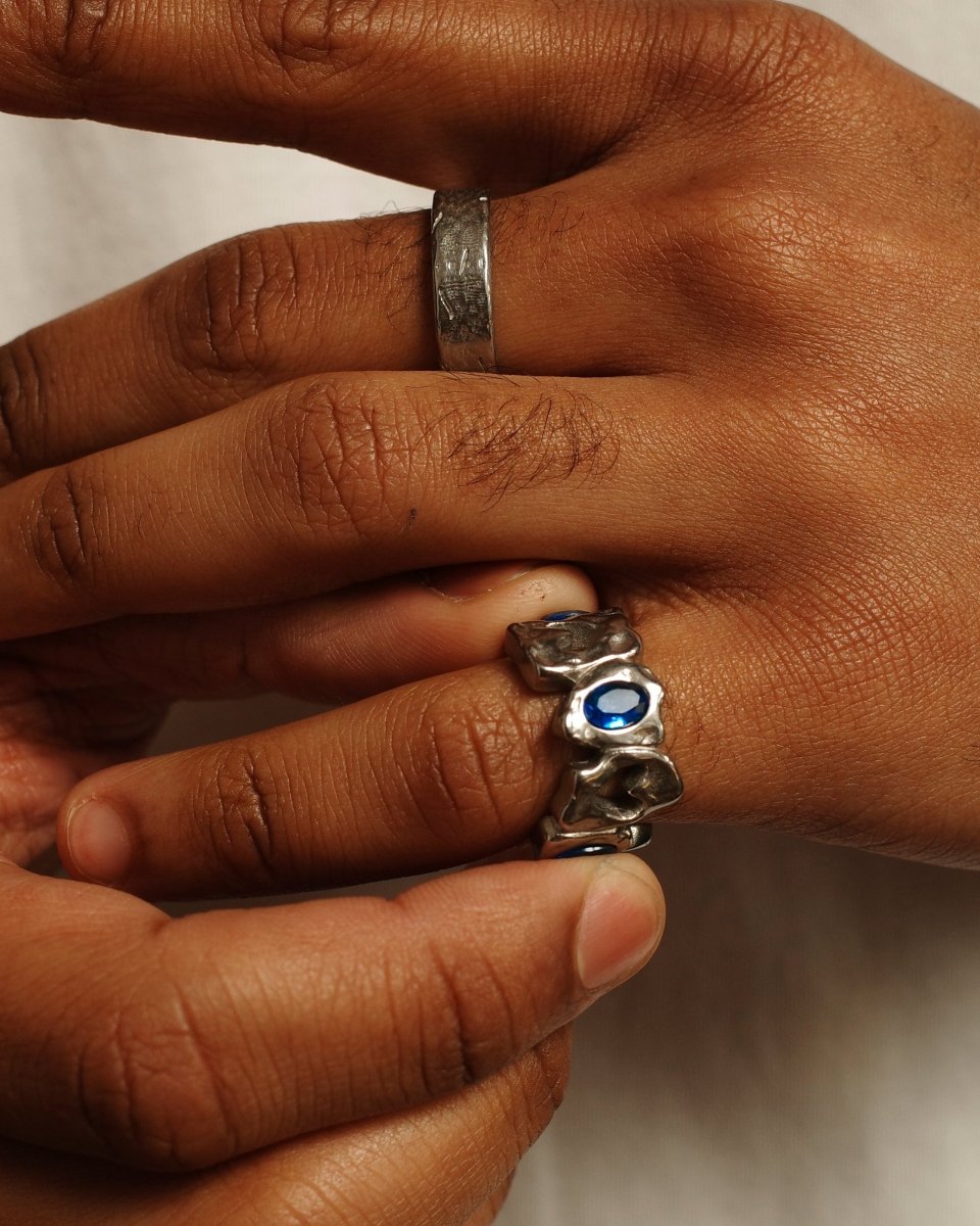 HEARTLESS RING - BLUE SAPPHIRE - FRAGMENT STUDIO