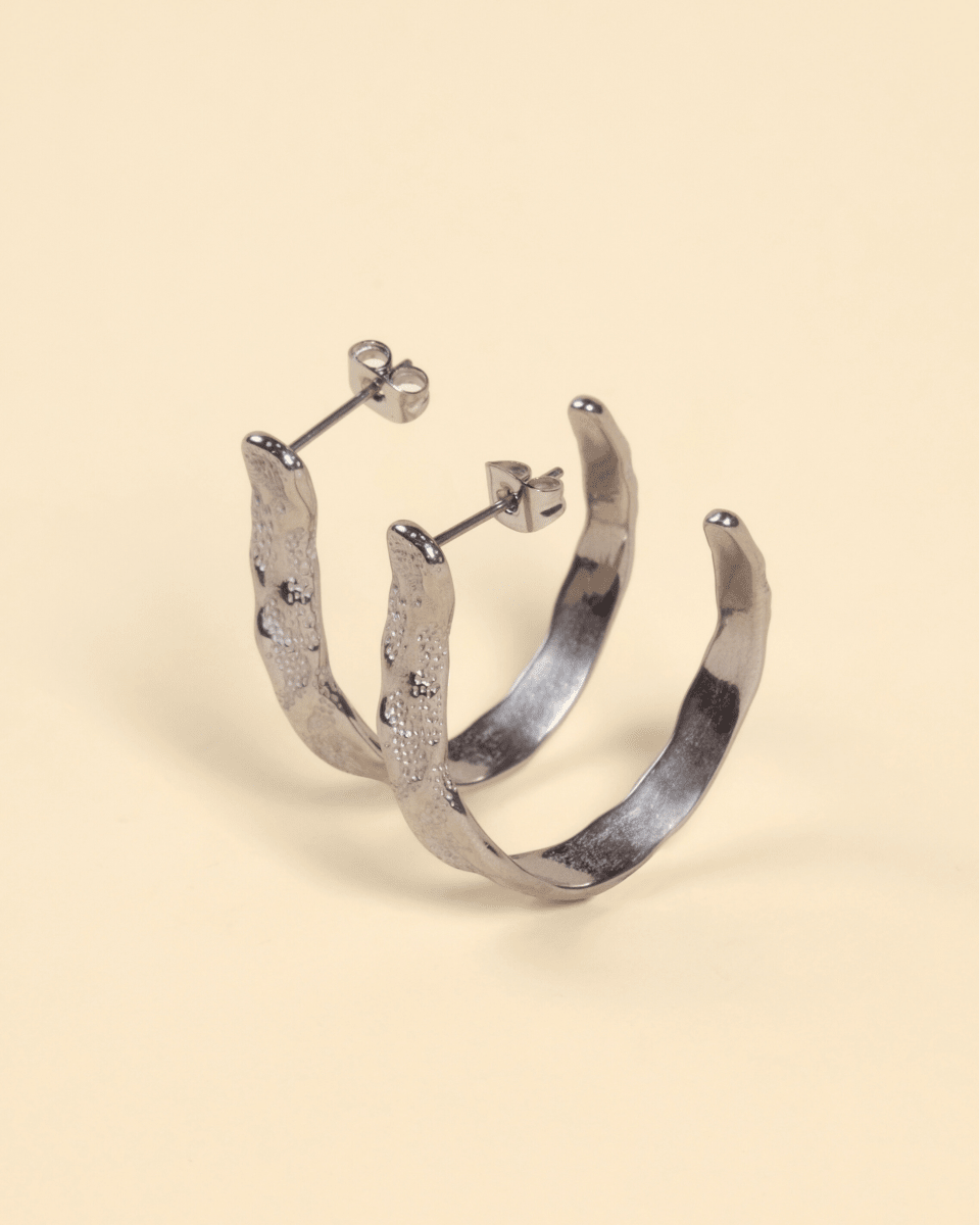 HOOK EARRING - FRAGMENT STUDIO