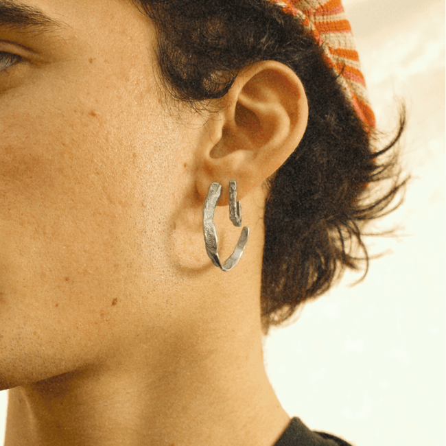 HOOK EARRING - FRAGMENT STUDIO