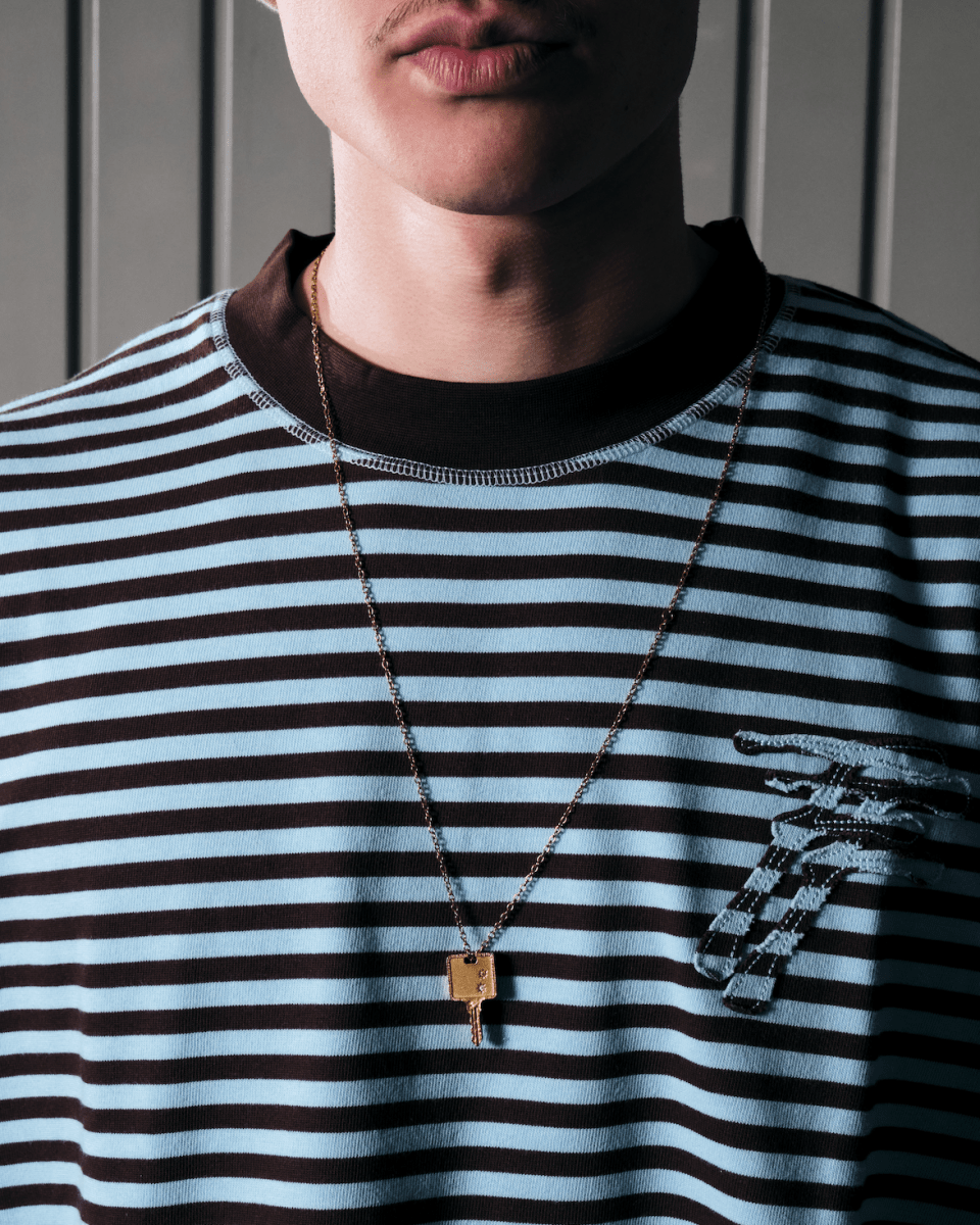 Gold Necklace – Key – Key Pendant with Crystals – Fragment Studio