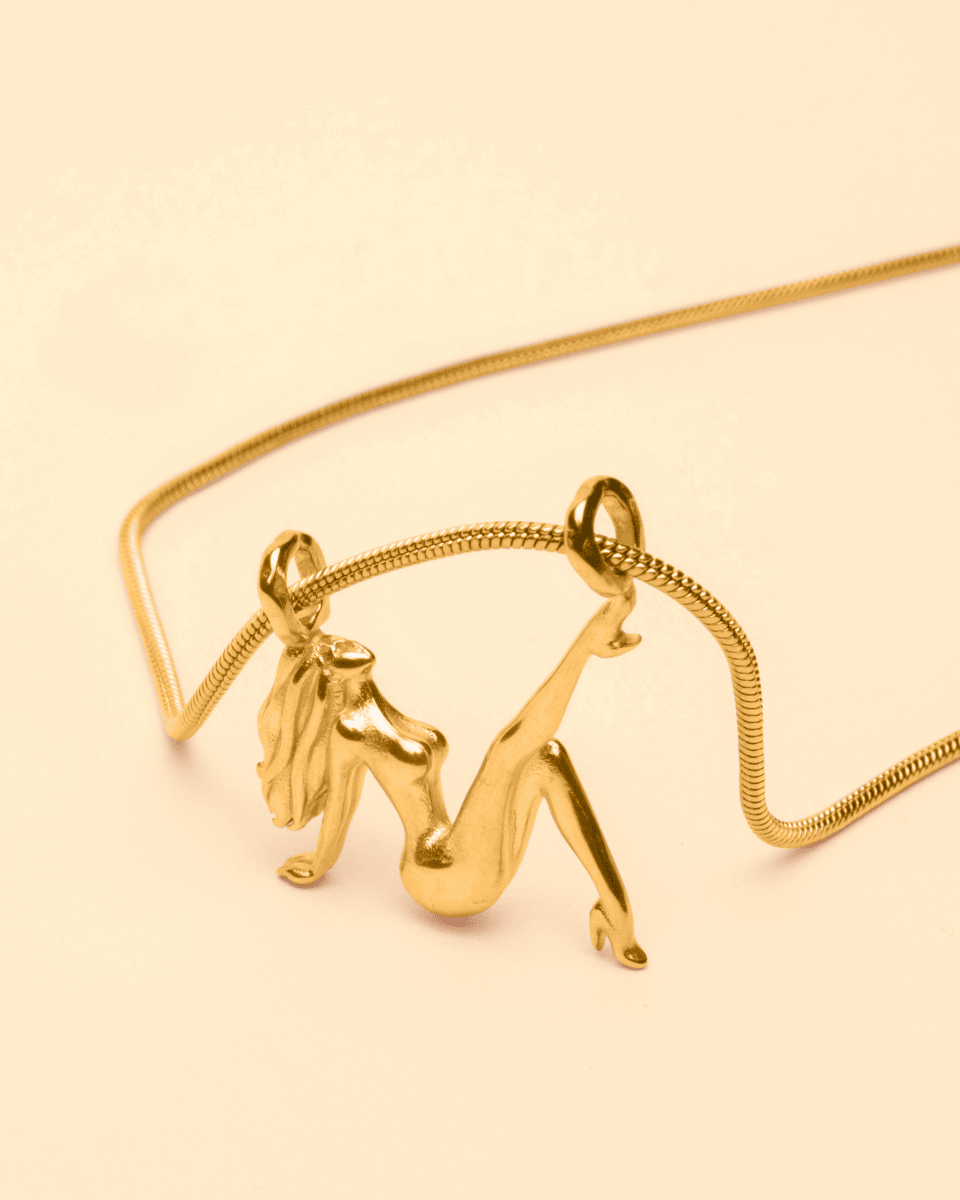 Gold Necklace – Pin-Up – Silhouette Pendant – Fragment Studio