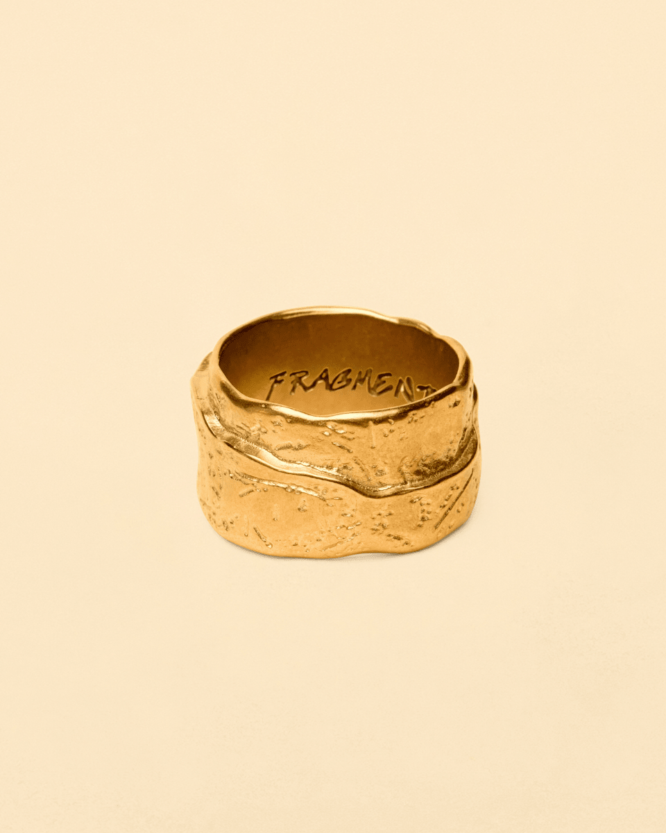 Gold Ring – Tide – Wavy Band – Fragment Studio