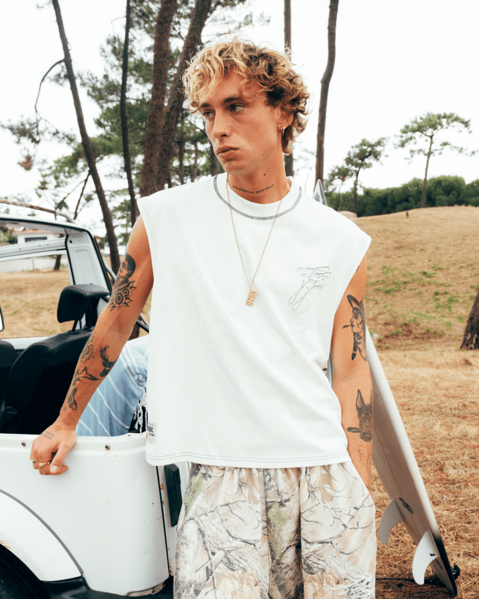 WHITE CONTRAST SLEEVELESS TEE - FRAGMENT STUDIO