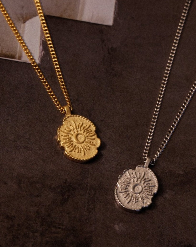 Collier Or – Eclipse – Médaille Soleil & Lune – Fragment Studio