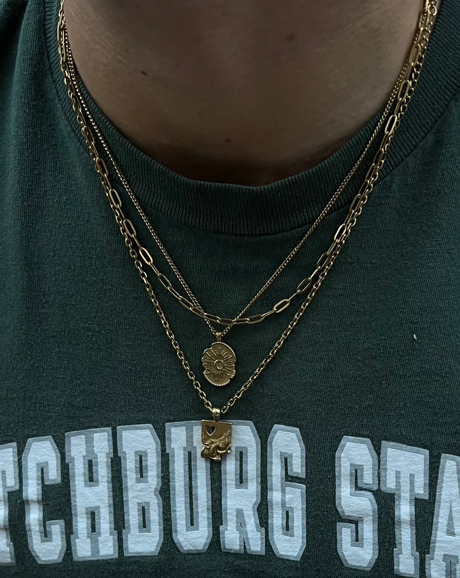 ECLIPSE NECKLACE [GOLD]