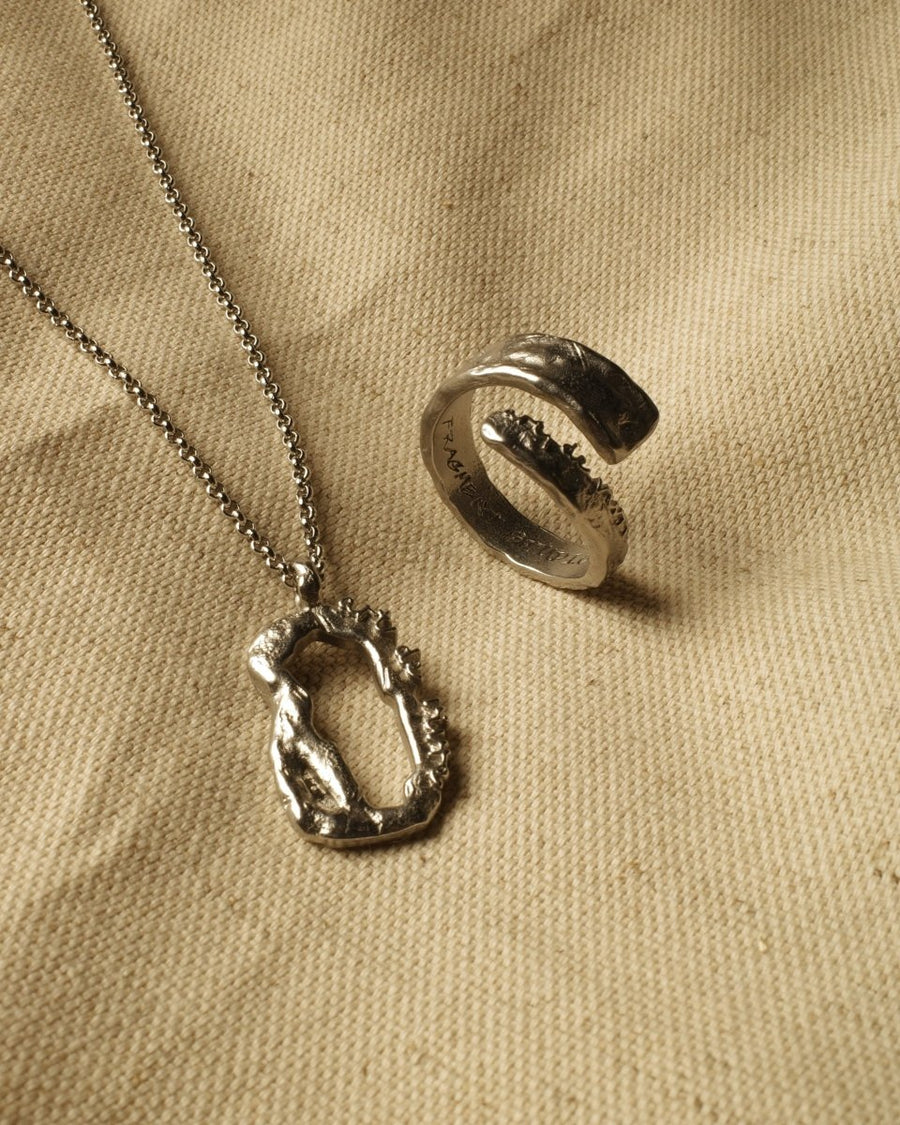 ART DE VIVRE NECKLACE – FRAGMENT STUDIO