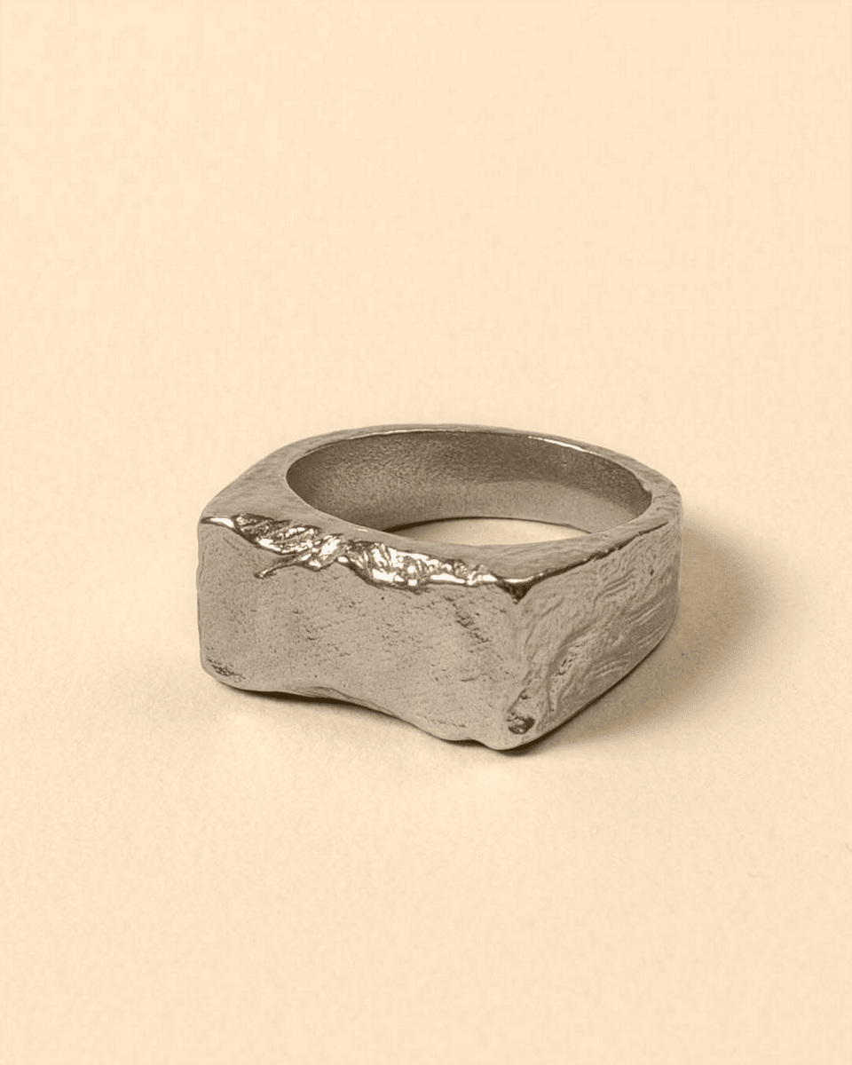 BRUTE SIGNET RING – FRAGMENT STUDIO