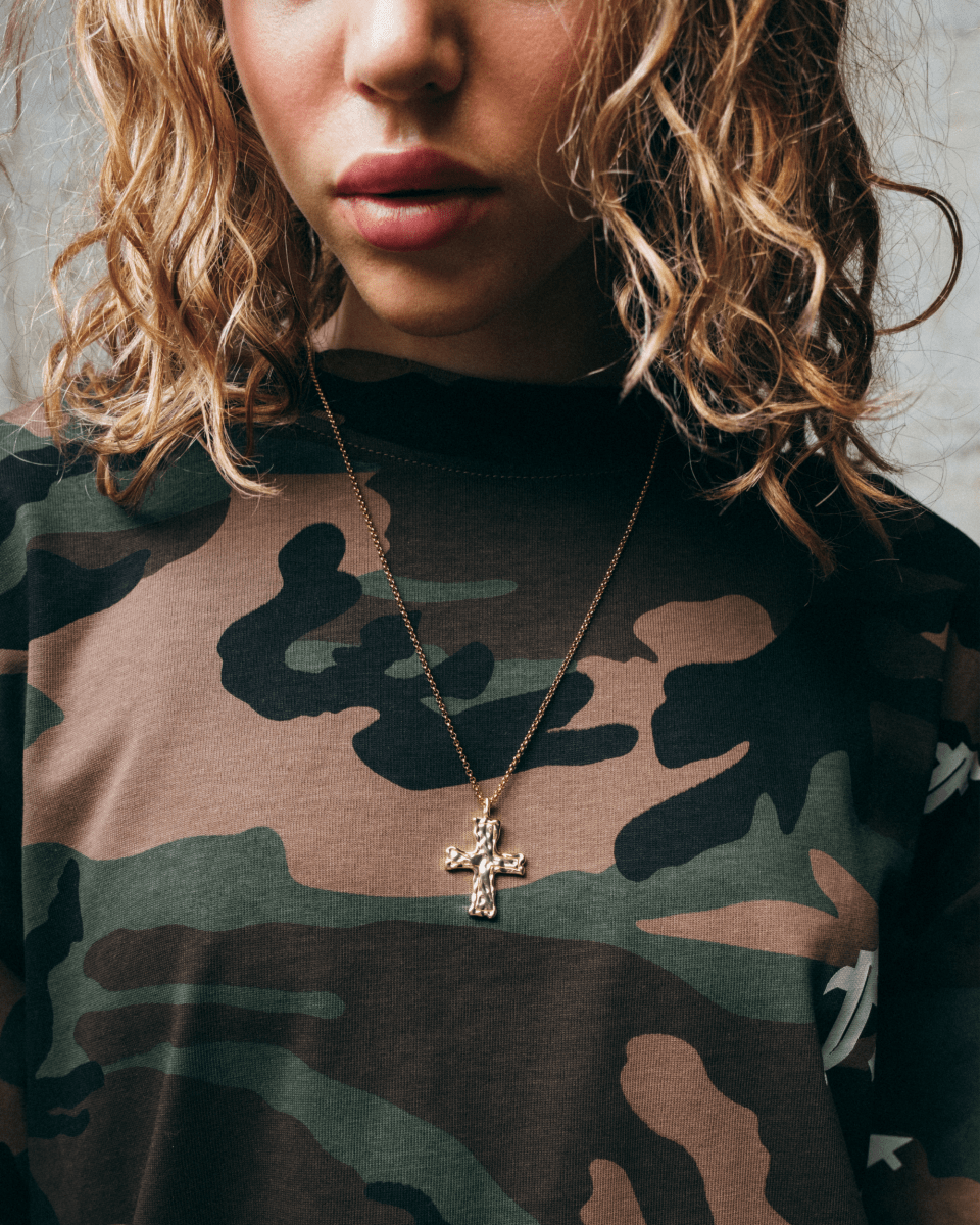 CROSS NECKLACE [GOLD] - FRAGMENT STUDIO