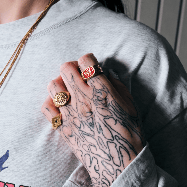 EAGLE RING [GOLD] - RED - FRAGMENT STUDIO