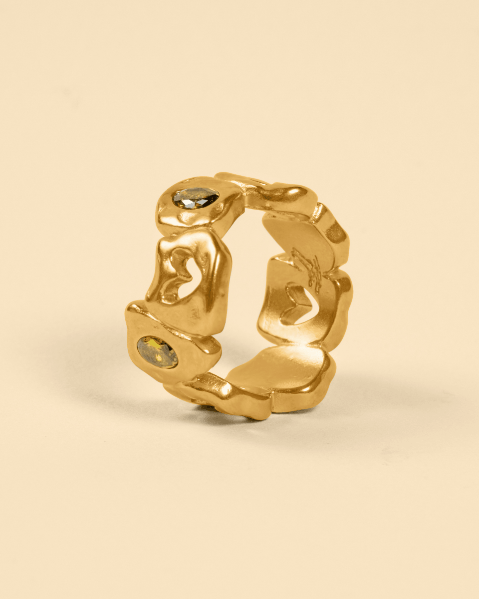 HEARTLESS RING [GOLD] - GREEN PERIDOT - FRAGMENT STUDIO
