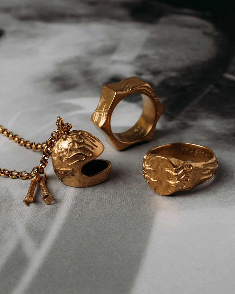 HELMET PENDANT [GOLD] - FRAGMENT STUDIO