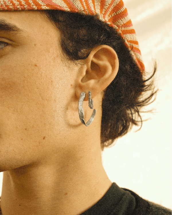 HOOK EARRING - FRAGMENT STUDIO