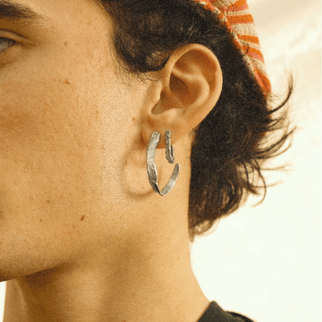 HOOK EARRING - FRAGMENT STUDIO