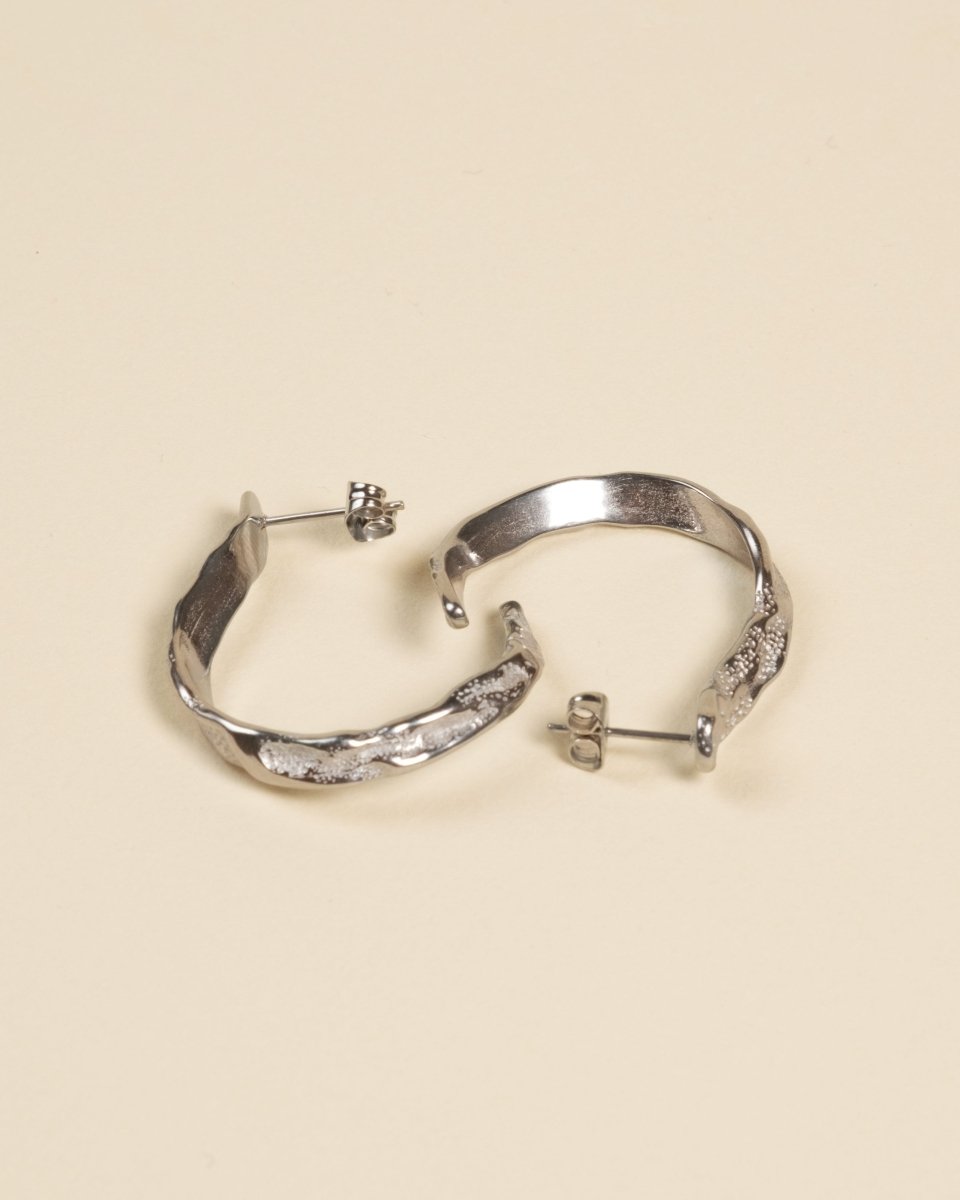 HOOK EARRING - FRAGMENT STUDIO