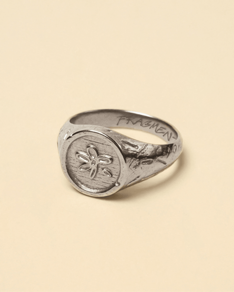 LOST PETAL RING