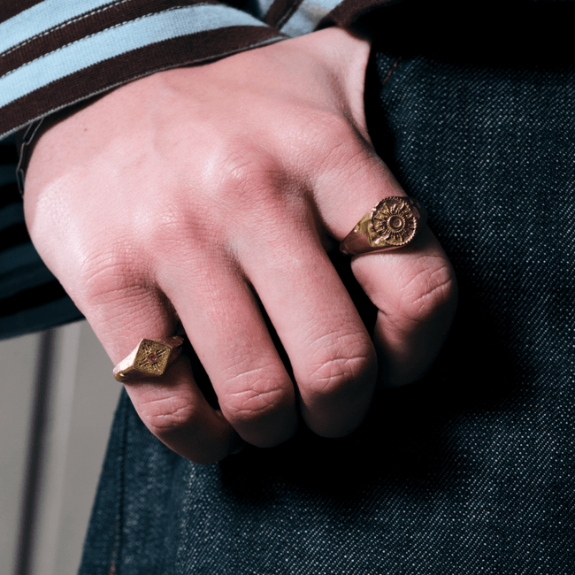 RED RAY RING [GOLD] - FRAGMENT STUDIO