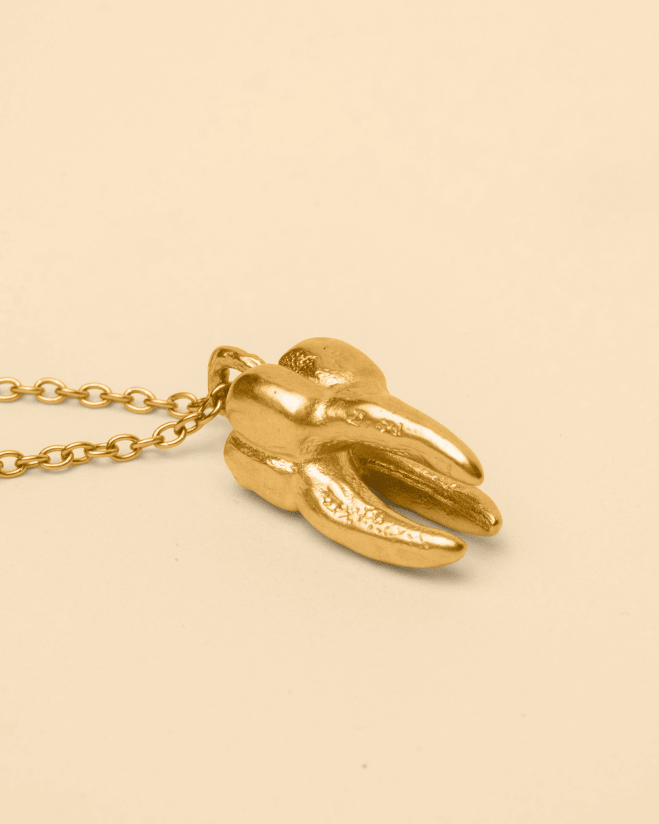 TOOTH NECKLACE [GOLD] - FRAGMENT STUDIO