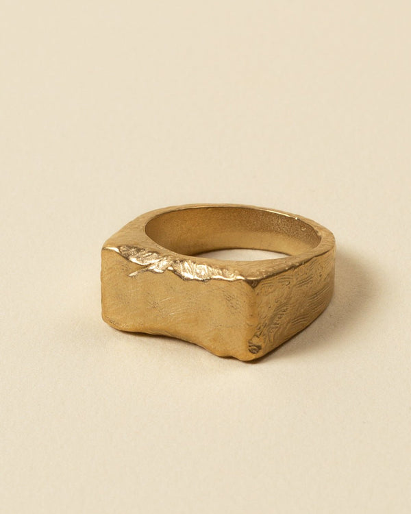 Brute Signet Ring [Gold] - FRAGMENT STUDIO