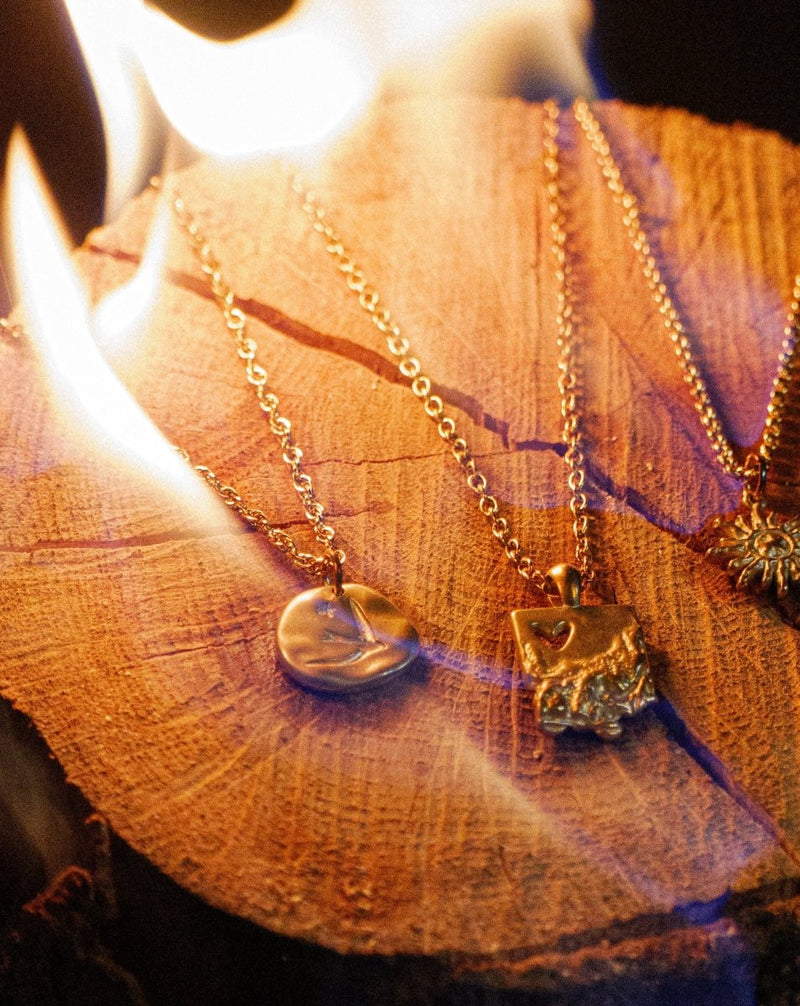 Soaring Spirit Necklace [Gold] - FRAGMENT STUDIO