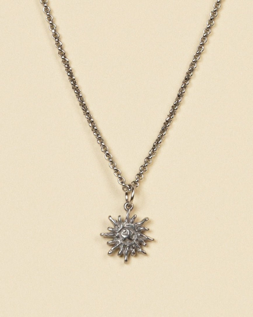 アクセサリー fragmentdesign solar-flare-necklace-